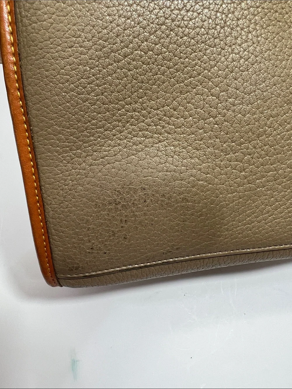 🦆 DOONEY & BOURKE ESSEX LARGE TAUPE AWL PEBBLED WITH BRITISH TAN TRIM CROSSBODY